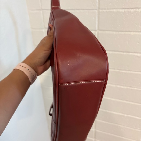 Covington red shoulder bag - Picture 6 of 11